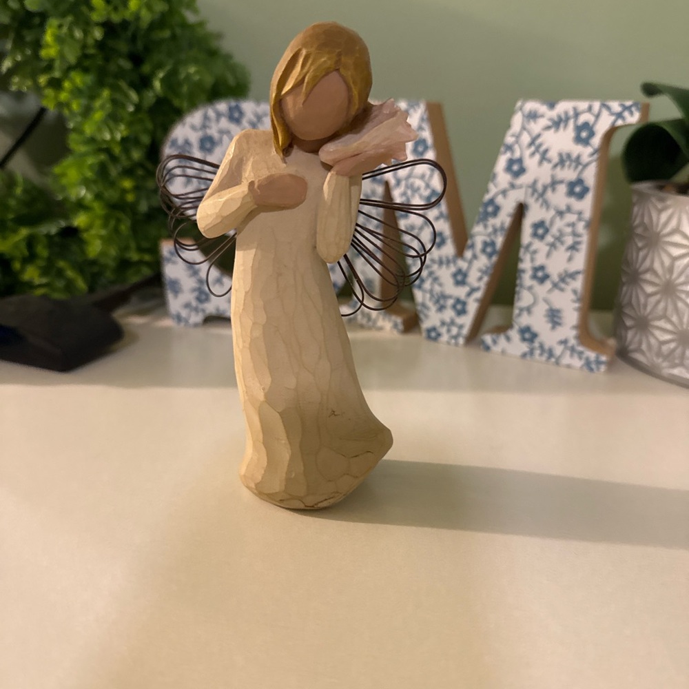 Demdaco Willow Tree Angel with Pink Accents